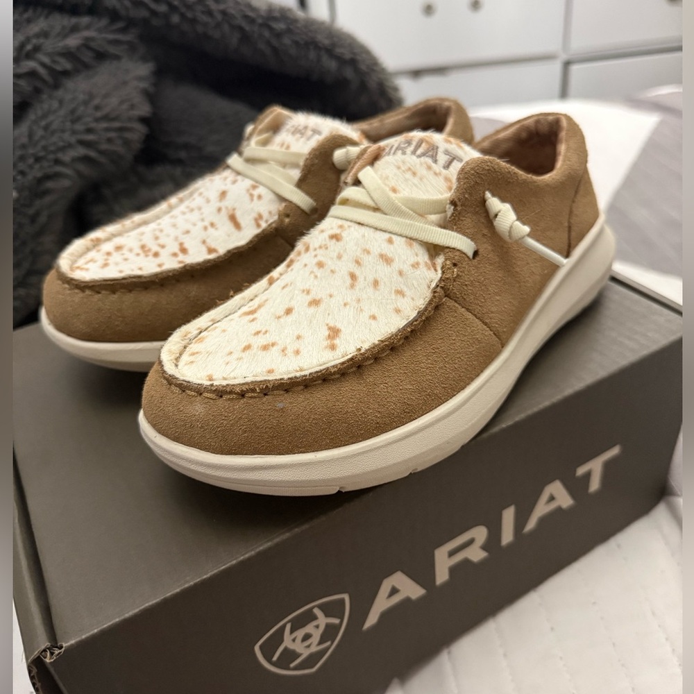 Ariat Hilo slip on's